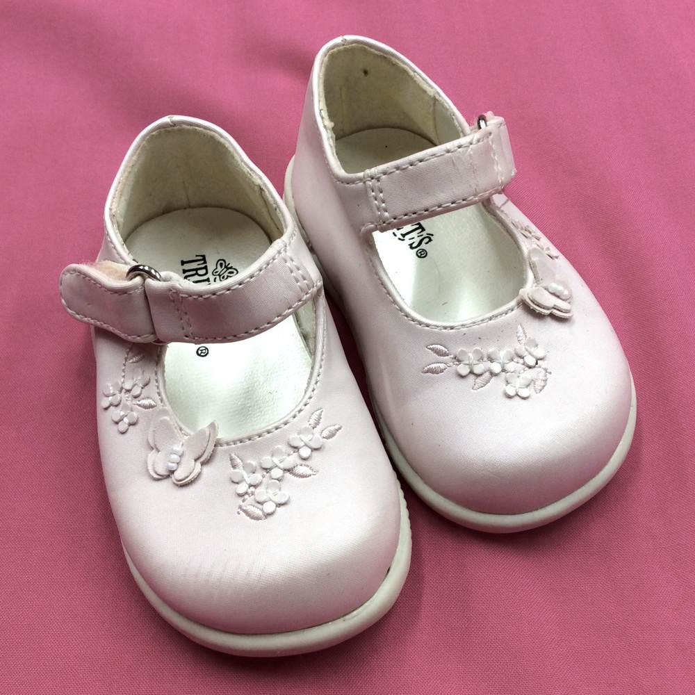 Trinkets Size 2 Toddler Pink Shoes